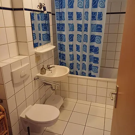 شقة 2, Strandstrasse 28