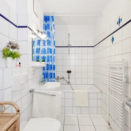 2, Strandstrasse 28 Karlshagen